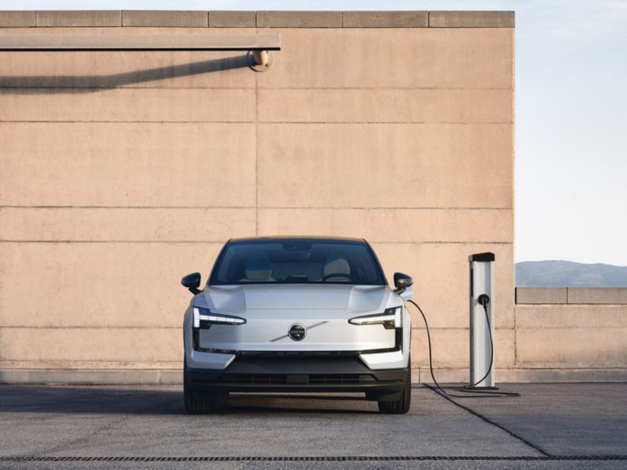 Volvo EX30 Charging