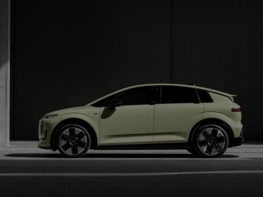 Audi A2 e-tron Side On