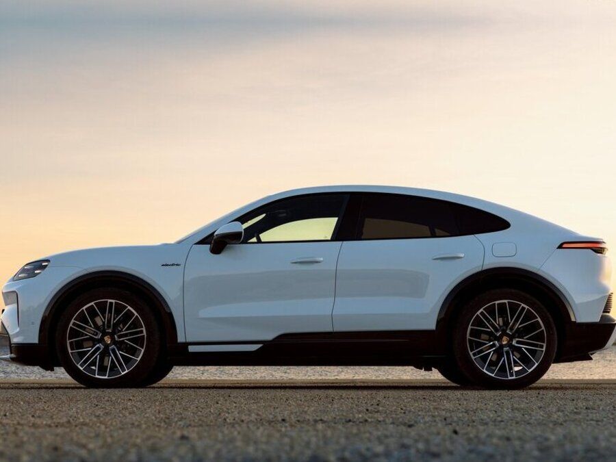Porsche Cayenne Coupe Electric Side On