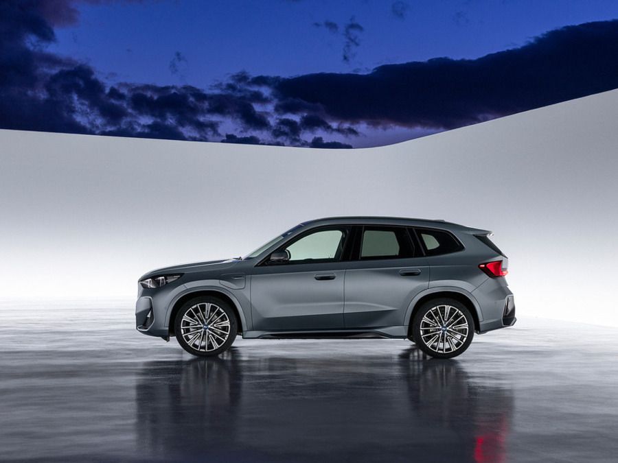 BMW X1 Side Profile