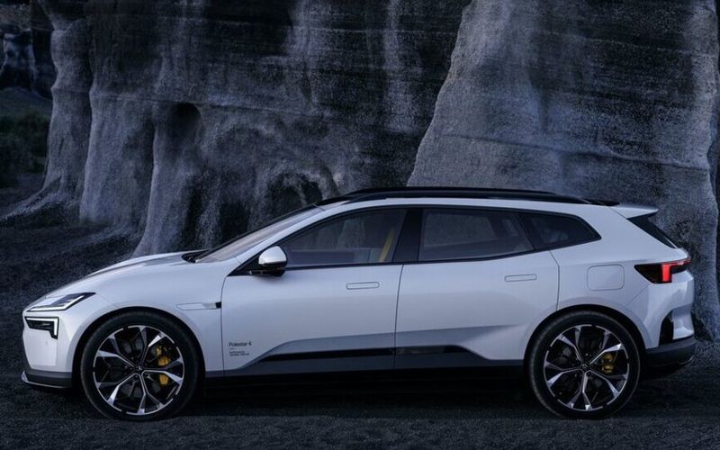 Polestar 4 SUV Side On Stationary
