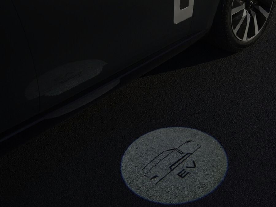 Range Rover Electric Projected Courtesy Light