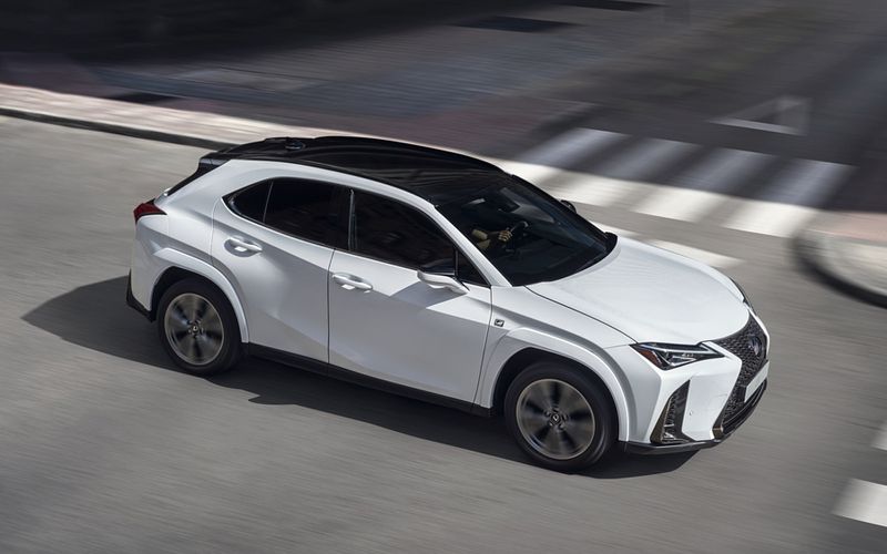 Lexus UX Front
