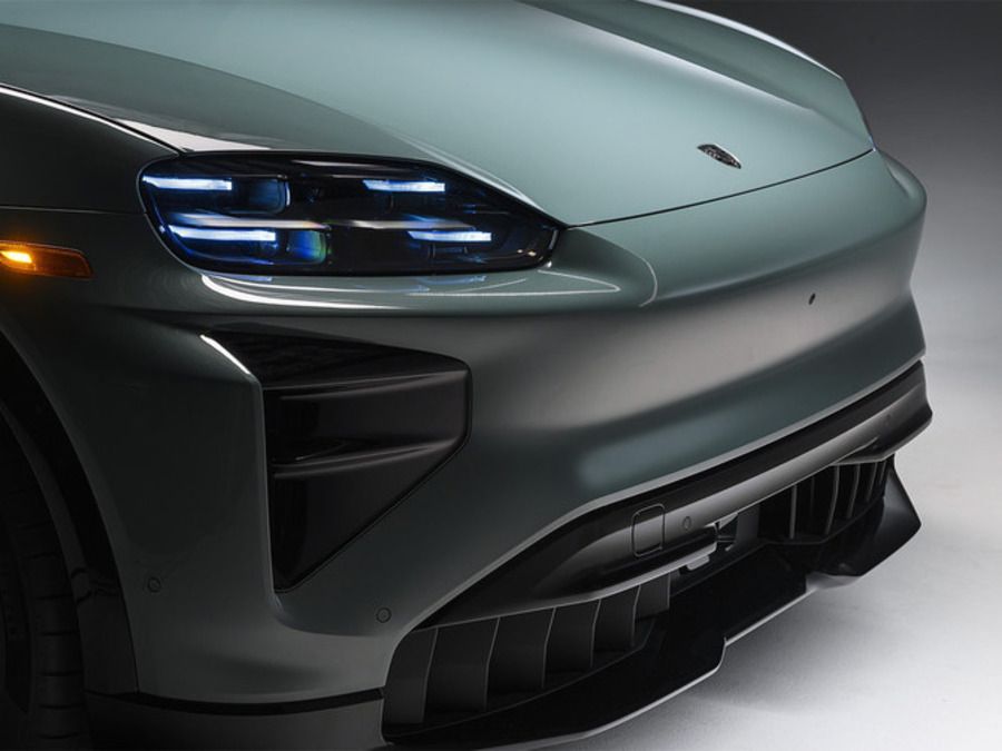 Porsche Cayenne Electric Bonnet And Bumper