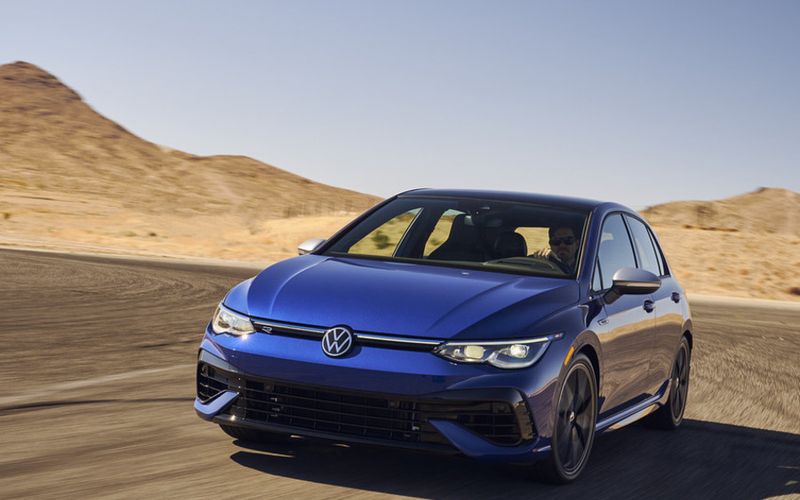 Volkswagen Golf R Cornering