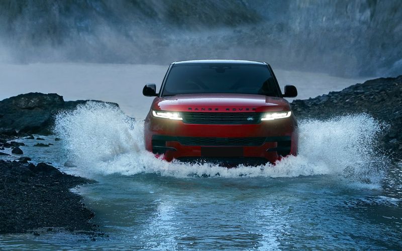 Range Rover Sport front