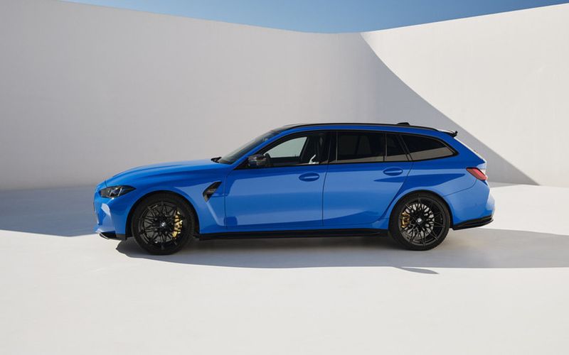 BMW M3 Touring Side