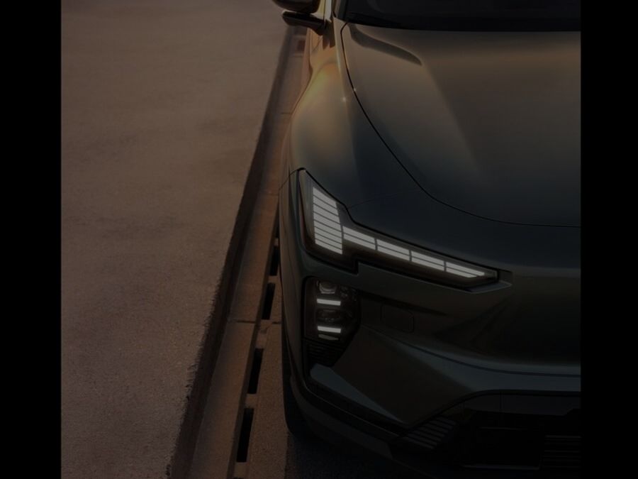 Volvo EX60 Headlight