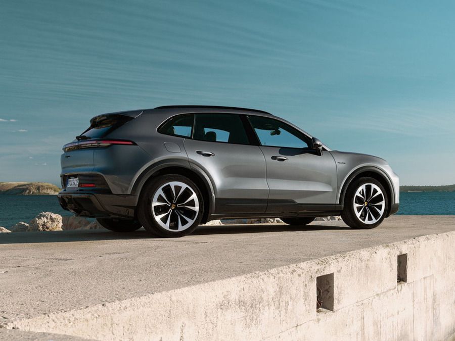 Porsche Cayenne Electric