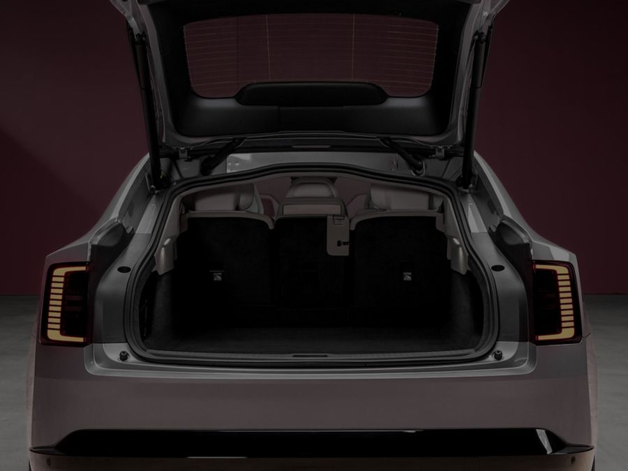Volvo ES90 Boot Space