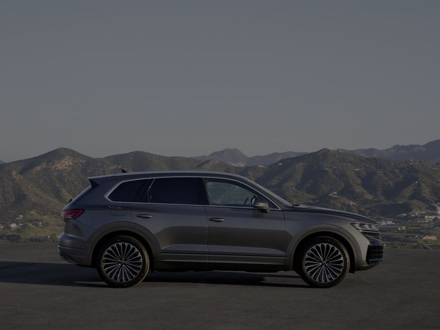 Volkswagen Touareg Side Profile