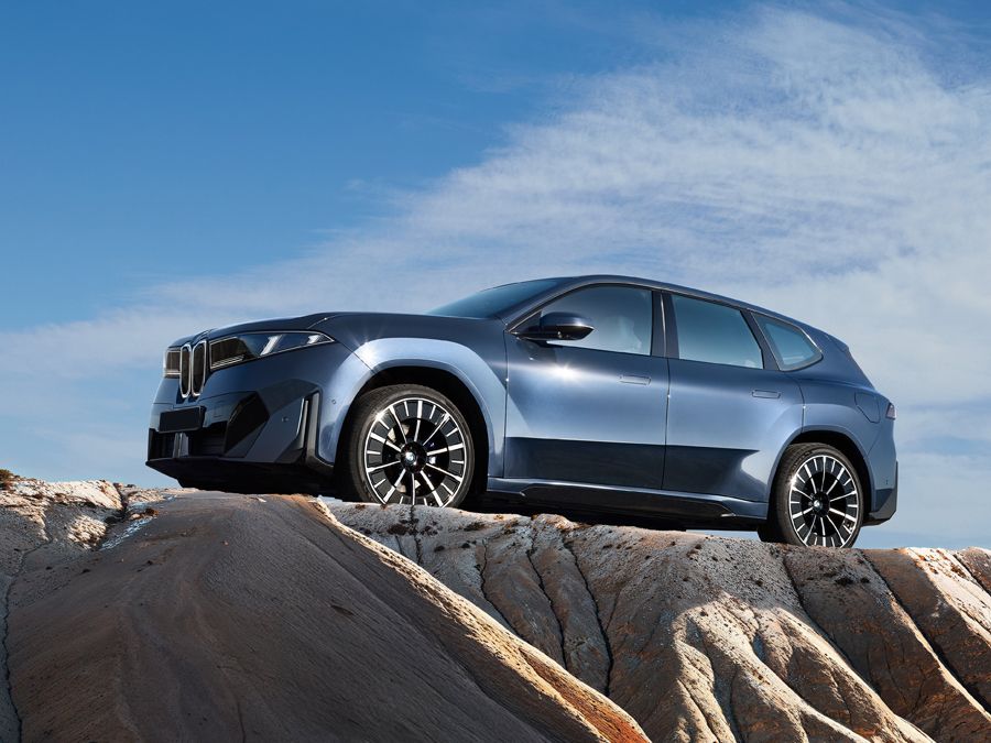 BMW iX3 On Rocks