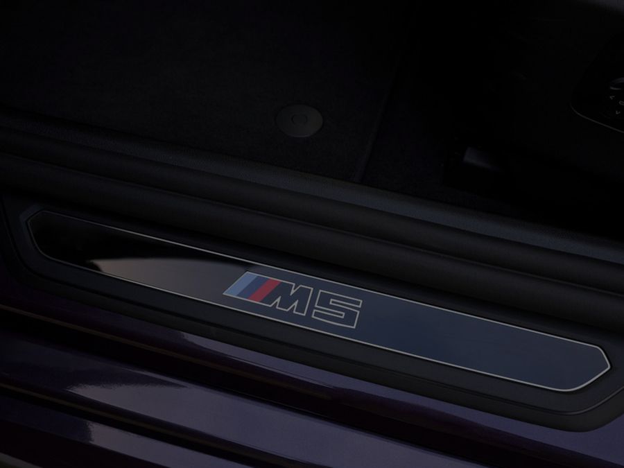 BMW M5 Treadplate