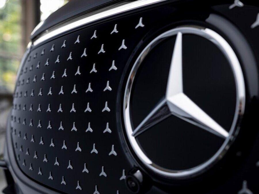 Mercedes-Benz EQB Front Grille