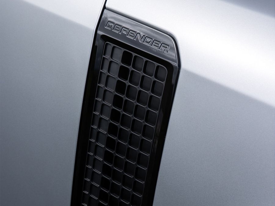 Defender Black Vent