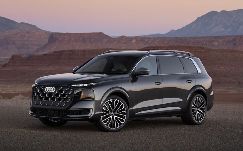 Audi Q9 Front Three Quarter
