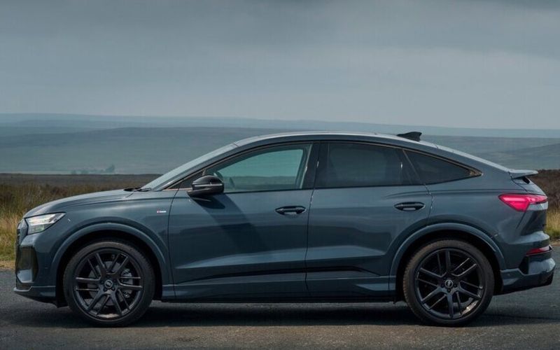 Audi Q4 e-tron Sportback Side Profile