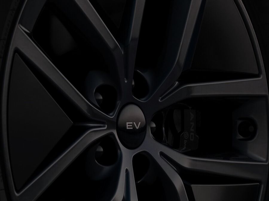 Range Rover Sport Electric Alloy Wheel With Aero Inserts